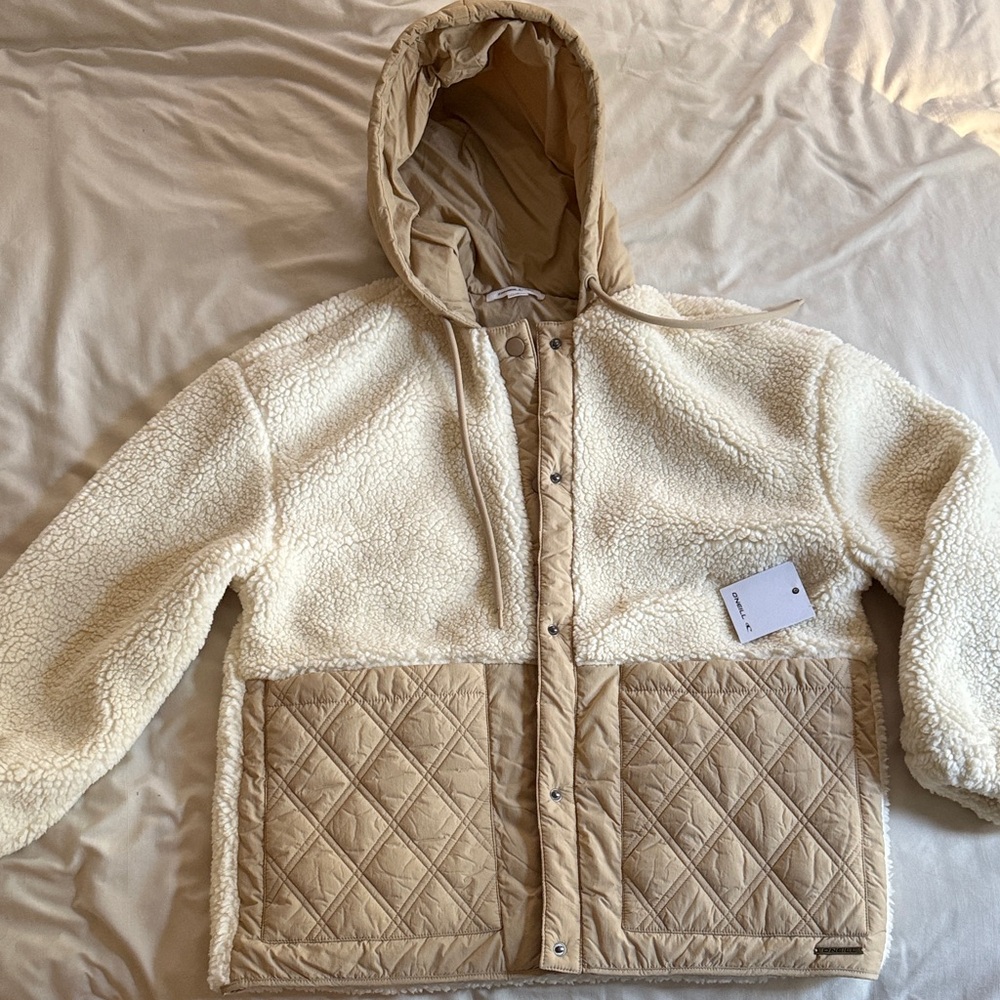 Women’s  Sherpa Hooded Jacket - Cream and Tan